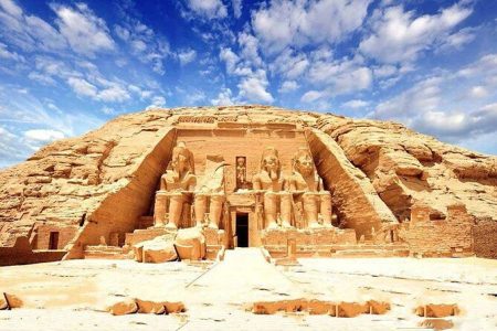 Comment aller de Assouan à Abou Simbel ?