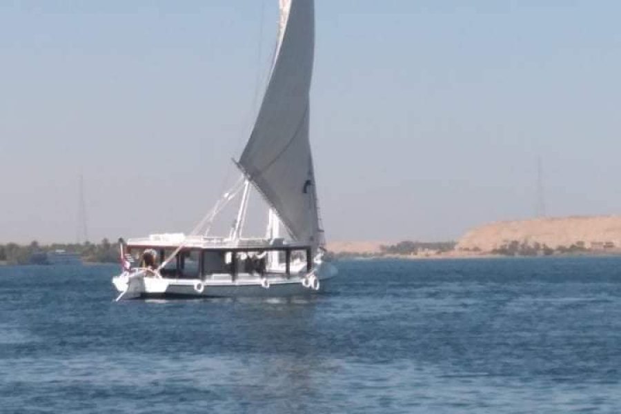 Au départ d’Assouan pour découvrir le Nil en felouque jusqu’à Louxor