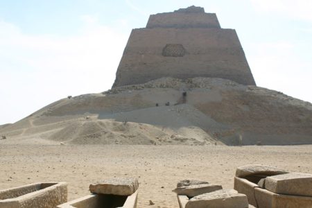 Pyramide de Meïdoum